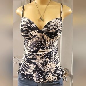 Love Your Assets womens swim top size small